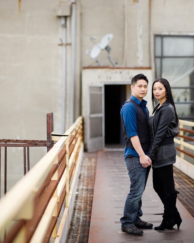 brenizer method bokeh panorama couple portrait