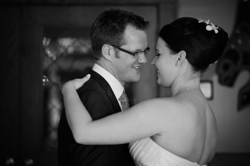 first dance at yacht club wedding