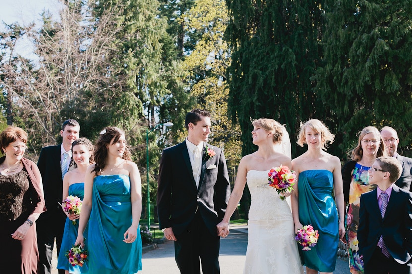 wedding family portraits at beacon hill park victoria bc