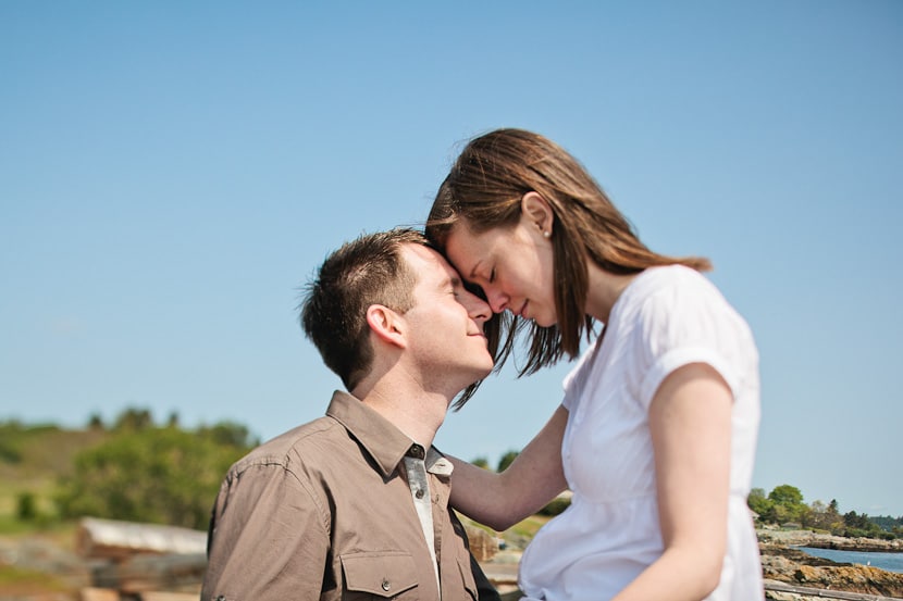 sweet emotional engagement photography victoria bc