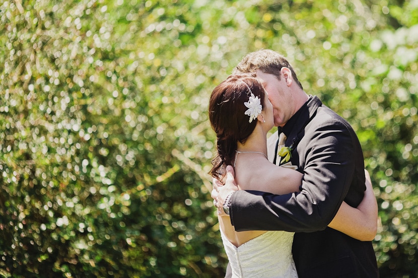 first kiss during wedding ceremony in victoria bc