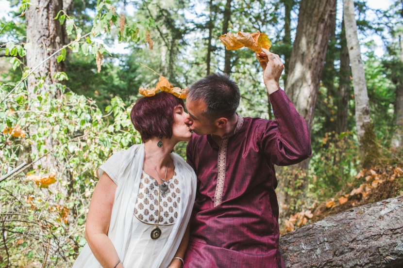 kissing with leaf hats