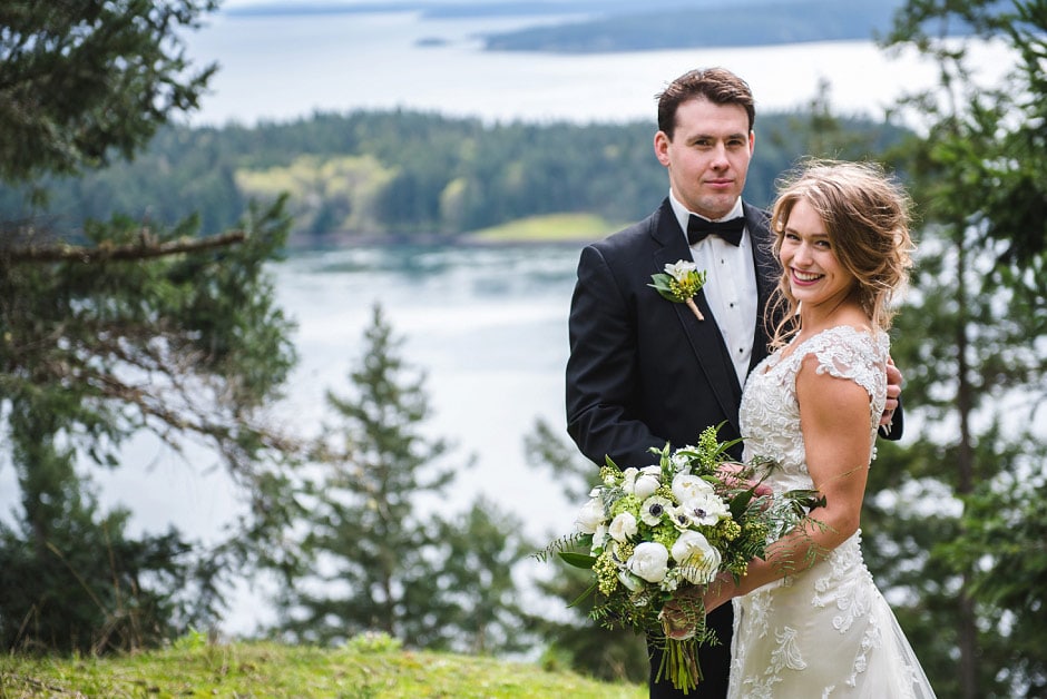 Galiano Inn Wedding by Lara Eichhorn Photography