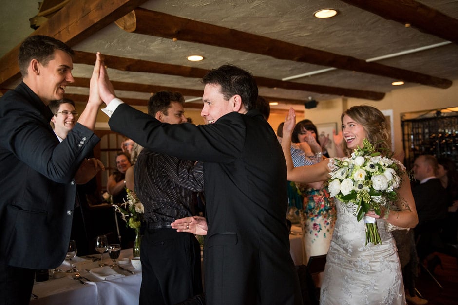 Galiano Inn Wedding by Lara Eichhorn Photography