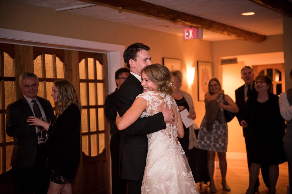 Galiano Inn Wedding by Lara Eichhorn Photography