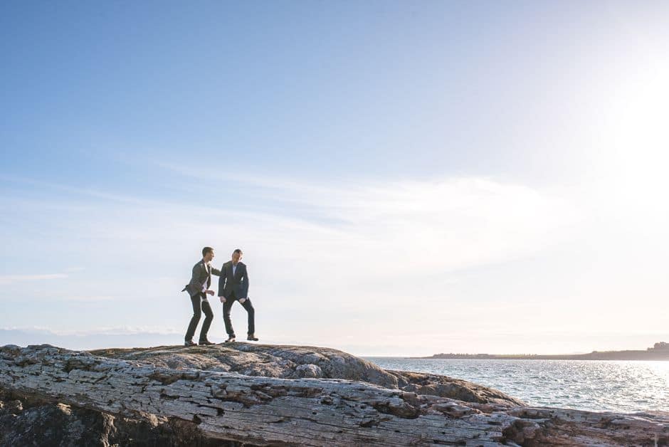 victoria-bc-beach-elopement_0510