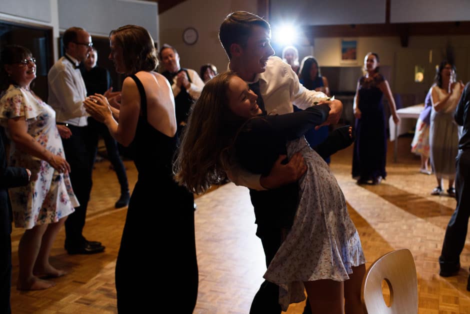 teens dancing