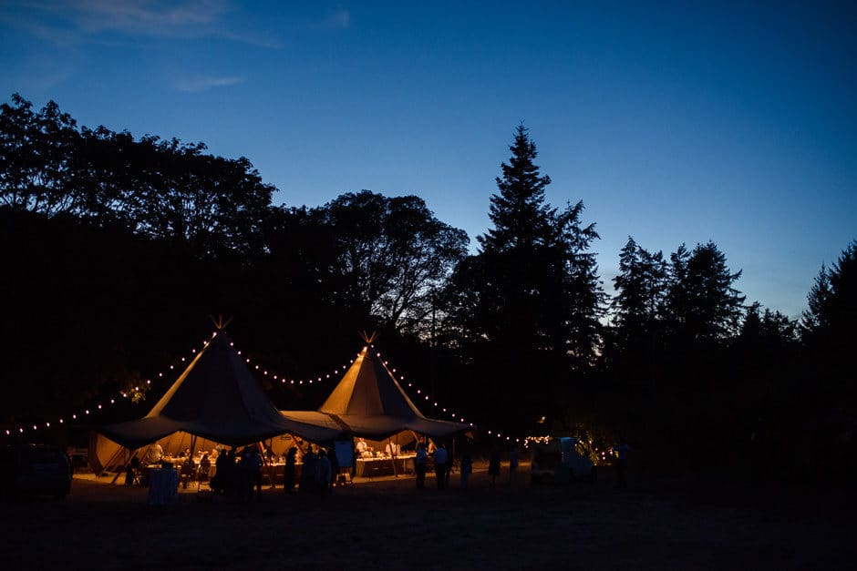 tent after dark at starling lane vineyard